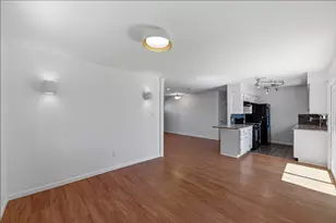 1005 Arthur Stiles Rd, Austin, TX 78721 - Photo 9