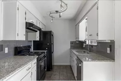 1005 Arthur Stiles Road, Austin, TX 78721 - Photo 11