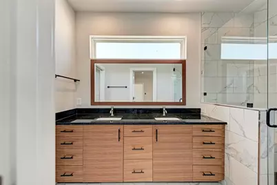 7714 Watson #B, Austin, TX 78757 - Photo 23