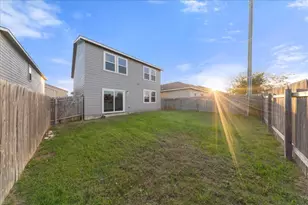 201 Rainey Dr, Jarrell, TX 76537 - Photo 35