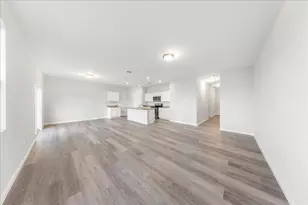 201 Rainey Dr, Jarrell, TX 76537 - Photo 11