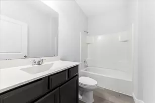 201 Rainey Dr, Jarrell, TX 76537 - Photo 9