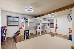 1001 Gravel Pit Rd, Taylor, TX 76574 - Photo 17