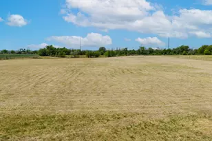 1001 Gravel Pit Rd, Taylor, TX 76574 - Photo 39