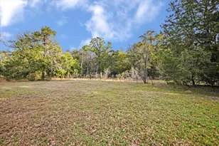 309 Stolle Ln, Flatonia, TX 78941 - Photo 19