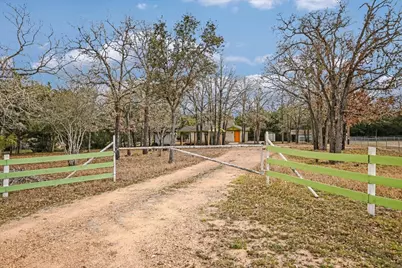 309 Stolle Lane, Flatonia, TX 78941 - Photo 1