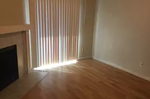 114 E 31st St, Austin, TX 78705 - Photo 7