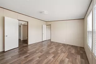 360 Shady Oaks Dr, Kyle, TX 78640 - Photo 21