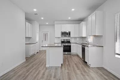 303 Clearlake Drive, Hutto, TX 78634 - Photo 9