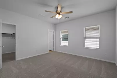 303 Clearlake Drive, Hutto, TX 78634 - Photo 17