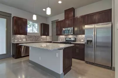 923 E 37th Street, Austin, TX 78705 - Photo 5