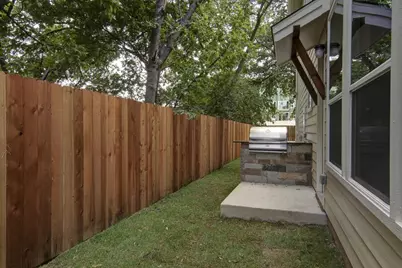 923 E 37th Street, Austin, TX 78705 - Photo 33