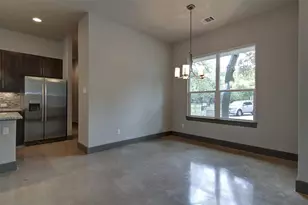 923 E 37th St, Austin, TX 78705 - Photo 11