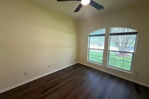 2008 Lancaster St, San Marcos, TX 78666 - Photo 9