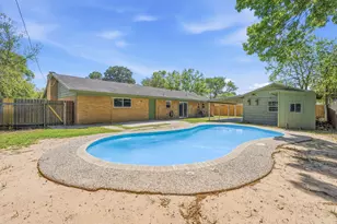 1307 Aspen St, Lockhart, TX 78644 - Photo 23