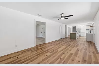 1307 Aspen Street, Lockhart, TX 78644 - Photo 25