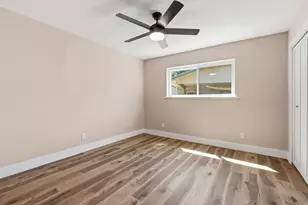 1307 Aspen St, Lockhart, TX 78644 - Photo 11