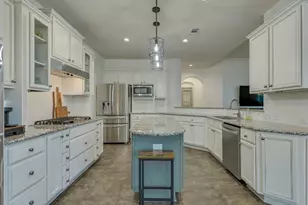 308 Duffy Ln, Austin, TX 78738 - Photo 9