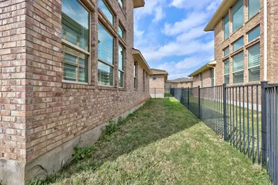 1004 Sue Ann Rose Drive, Austin, TX 78717 - Photo 35