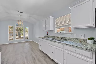 17505 Bishopsgate Drive, Pflugerville, TX 78660 - Photo 5