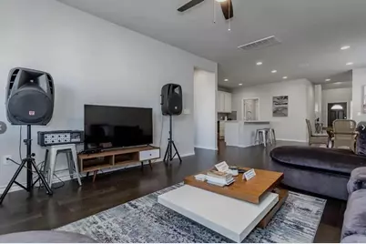 7516 Saginaw Drive, Austin, TX 78754 - Photo 7