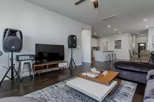 7516 Saginaw Dr, Austin, TX 78754 - Photo 7