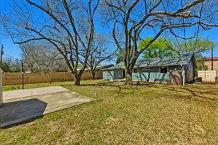 1005 Arthur Stiles Rd, Austin, TX 78721 - Photo 25