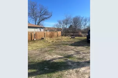 214 E Lachapelle, San Antonio, TX 78204 - Photo 5