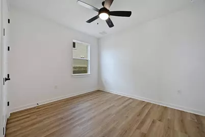 7712 Boyd Haven Drive, Austin, TX 78744 - Photo 23