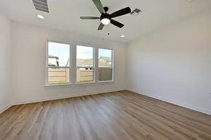 7712 Boyd Hvn Dr, Austin, TX 78744 - Photo 17