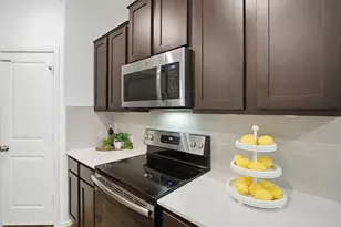 509 Marklawn Ln, Hutto, TX 78634 - Photo 5