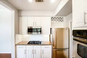 300 San Gabriel Village Blvd, Georgetown, TX 78626 - Photo 13