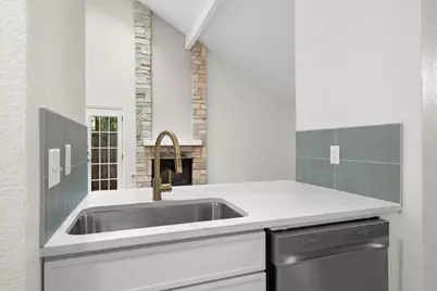 1804 Cinnamon Path, Austin, TX 78704 - Photo 7