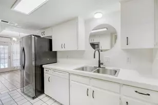 6601 Skycrest Dr, Austin, TX 78745 - Photo 13