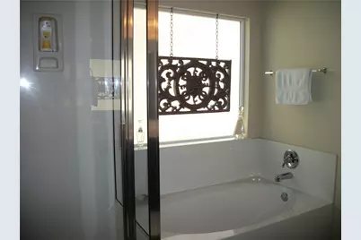 933 Heritage Springs Trail, Round Rock, TX 78664 - Photo 11