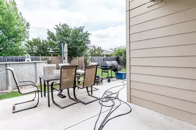 318 Hyltin Street, Hutto, TX 78634 - Photo 33