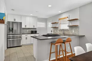 609 Fletcher St, Austin, TX 78704 - Photo 9