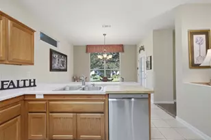 113 Larkspur Ln, Georgetown, TX 78633 - Photo 13