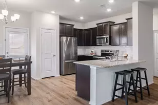 1704 T H Johnson Dr, Taylor, TX 76574 - Photo 13
