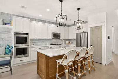 12816 Majestic Oaks Drive, Austin, TX 78732 - Photo 7