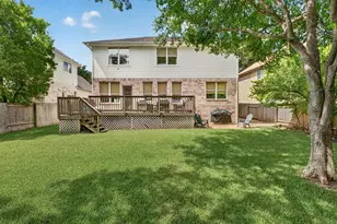 12816 Majestic Oaks Dr, Austin, TX 78732 - Photo 25