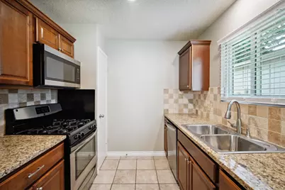 11529 Sandy Loam Trail, Austin, TX 78750 - Photo 5