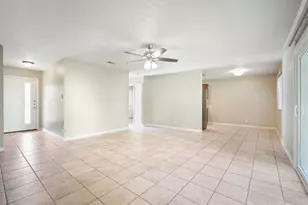 11529 Sandy Loam Trail, Austin, TX 78750 - Photo 3