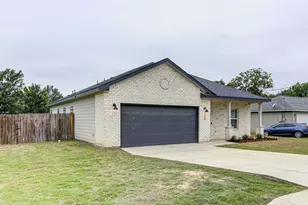 129 Kawainui Ln, Bastrop, TX 78602 - Photo 3