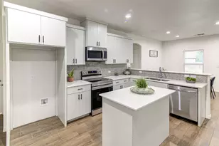 129 Kawainui Ln, Bastrop, TX 78602 - Photo 7