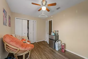 128 Hillside Dr, Elgin, TX 78621 - Photo 13