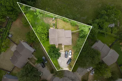 128 Hillside Drive, Elgin, TX 78621 - Photo 35