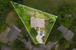 128 Hillside Dr, Elgin, TX 78621 - Photo 35