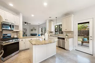 12536 Canyon Glen Dr, Austin, TX 78732 - Photo 7