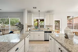 12536 Canyon Glen Dr, Austin, TX 78732 - Photo 3